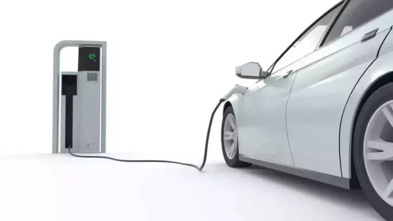 Maximizing the Range of Your Electric Vehicle: Tips for an Extended Drive